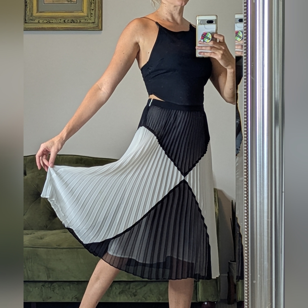 Halogen Pleated Midi Skirt Size OP